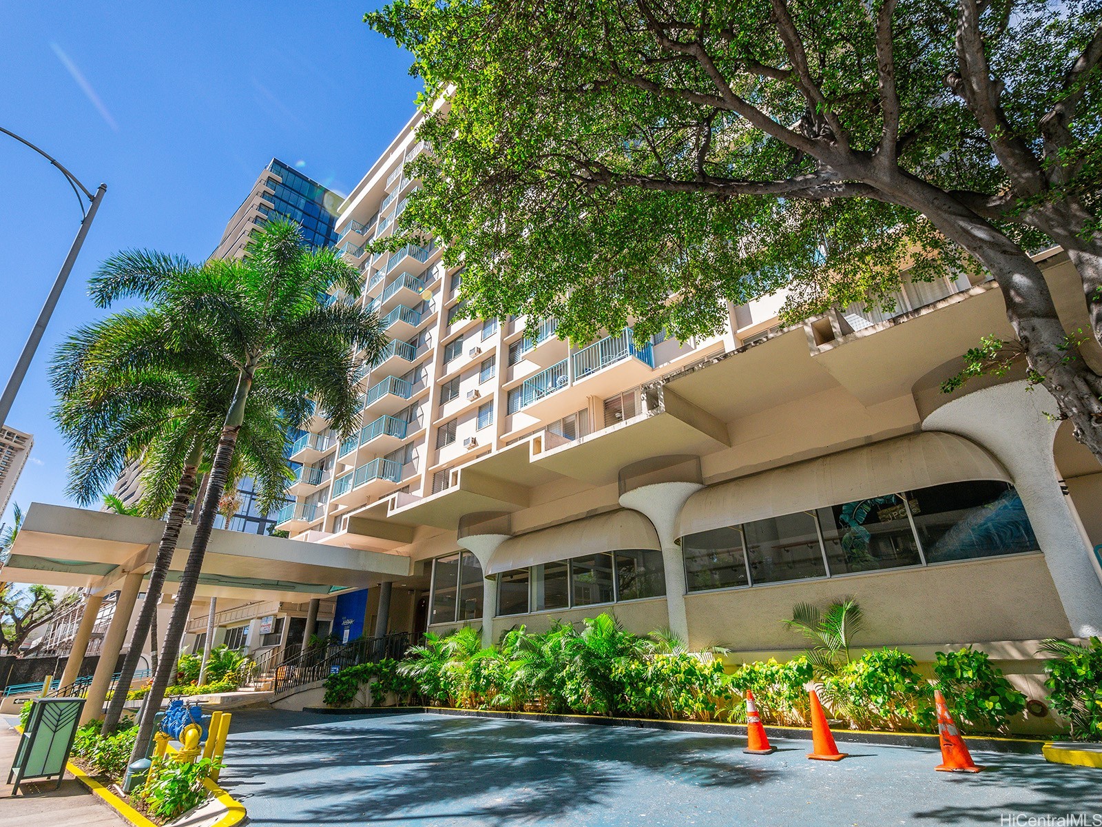 444 Kanekapolei Street 801