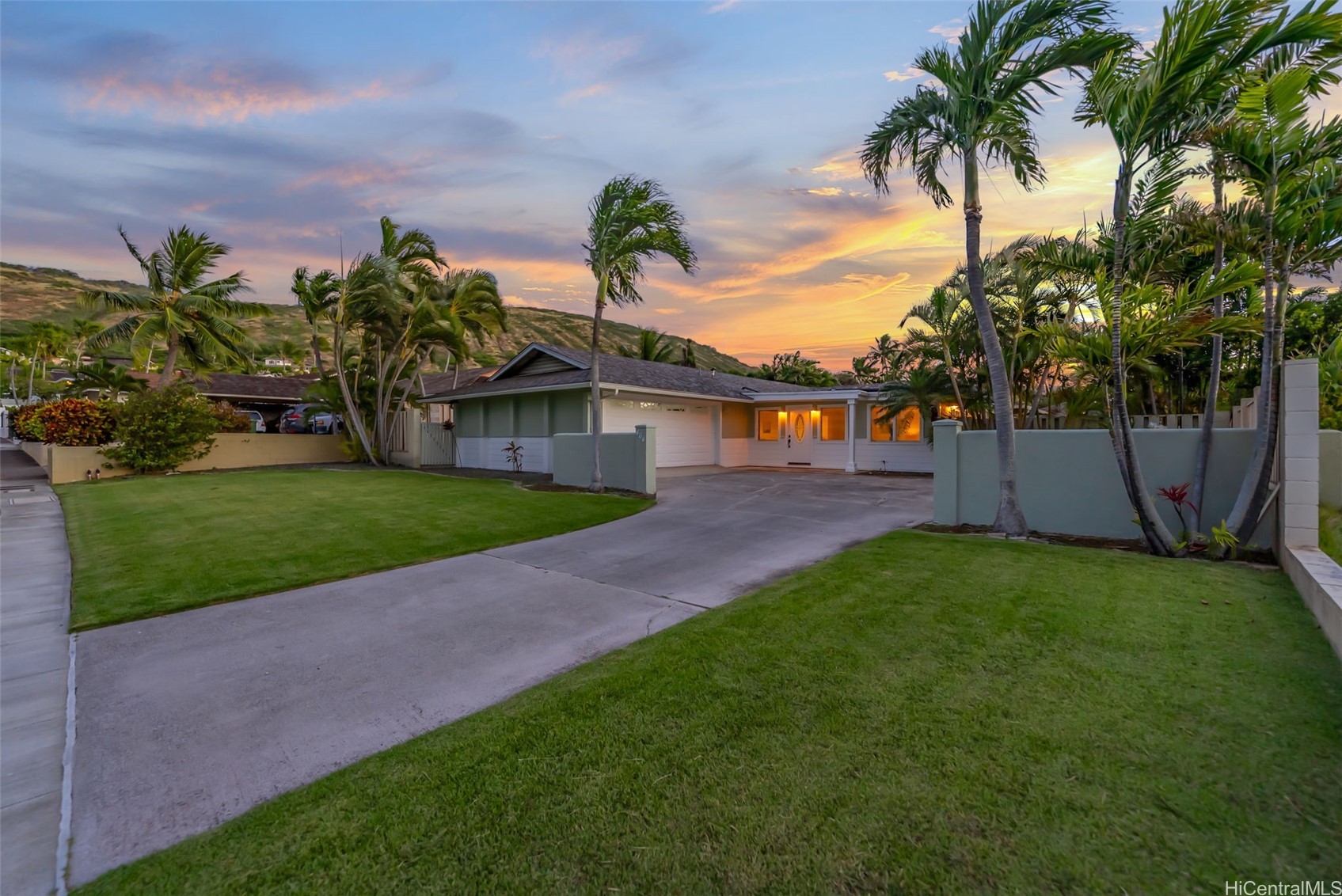 464 Poipu Drive