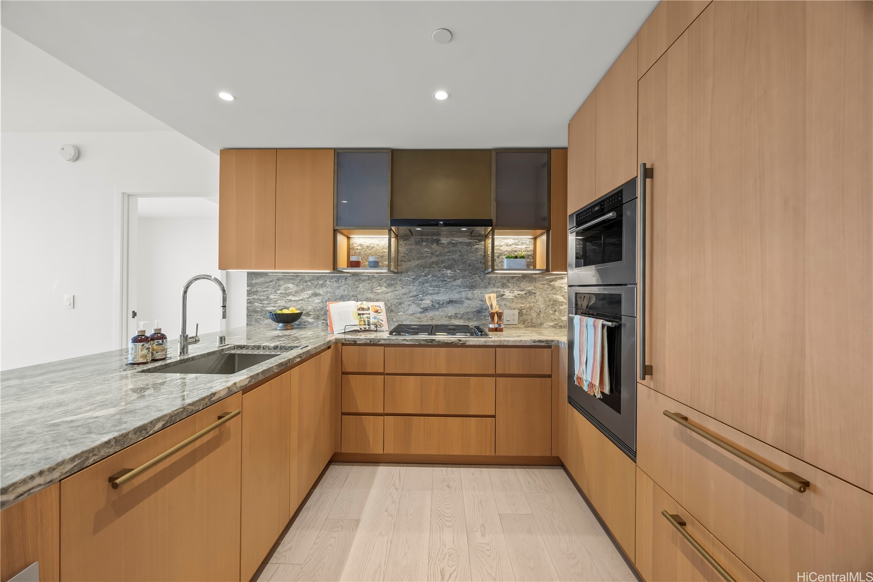 1100 Ala Moana Boulevard 3303