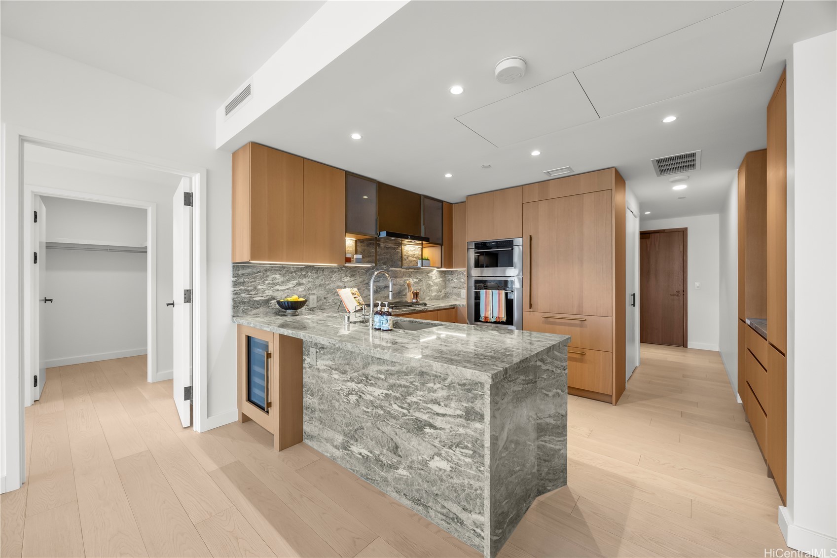 1100 Ala Moana Boulevard 3303