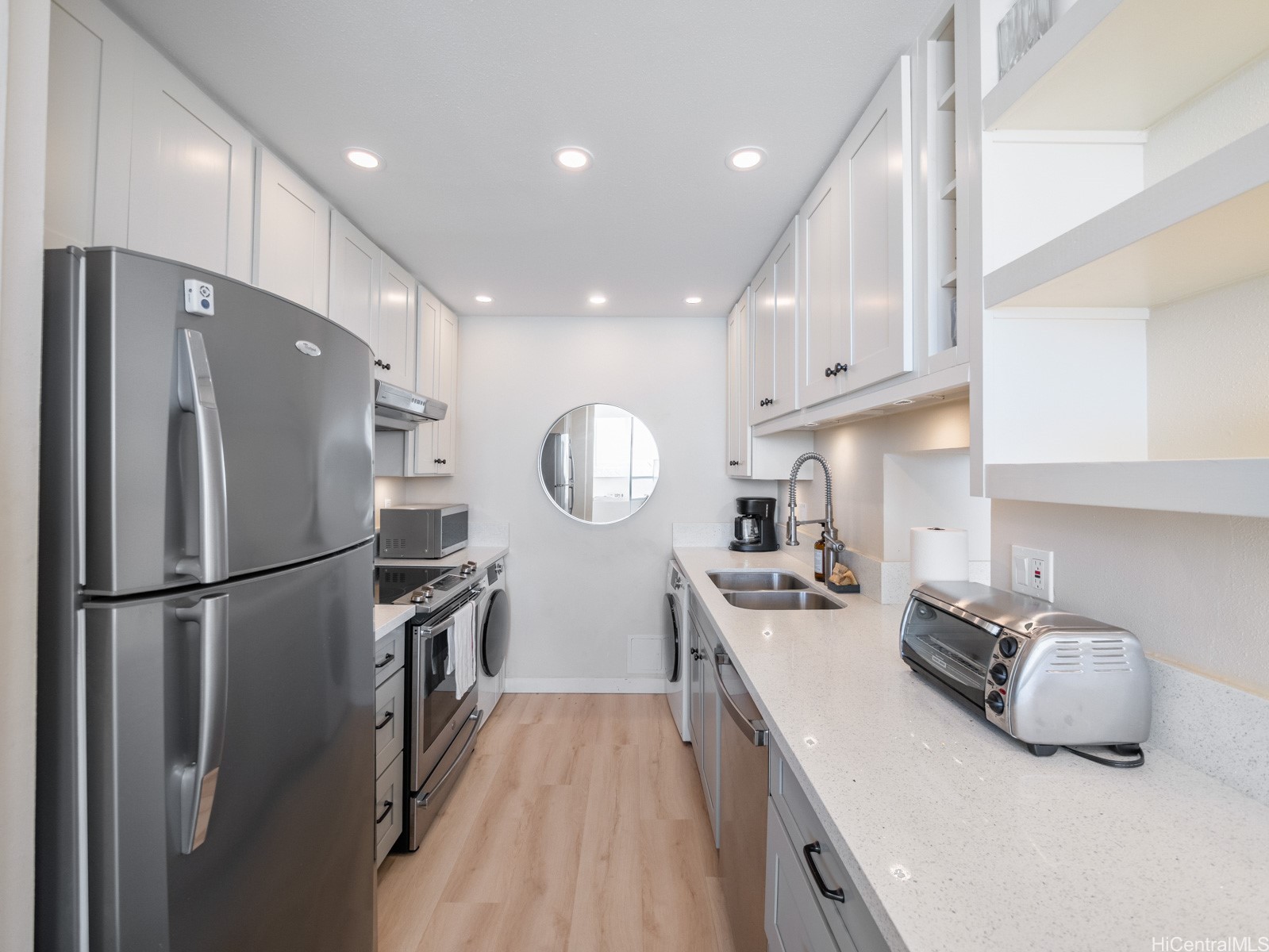 2500 Kalakaua Avenue 901