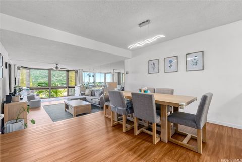 501 Hahaione Street 1/7H Honolulu HI 96825