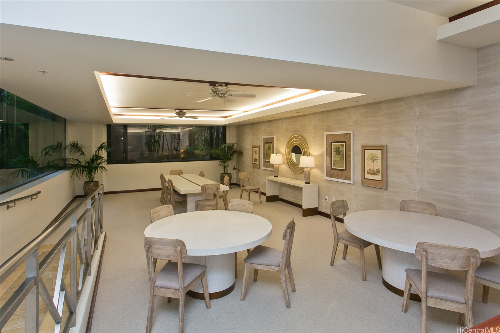 343 Hobron Lane 3401
