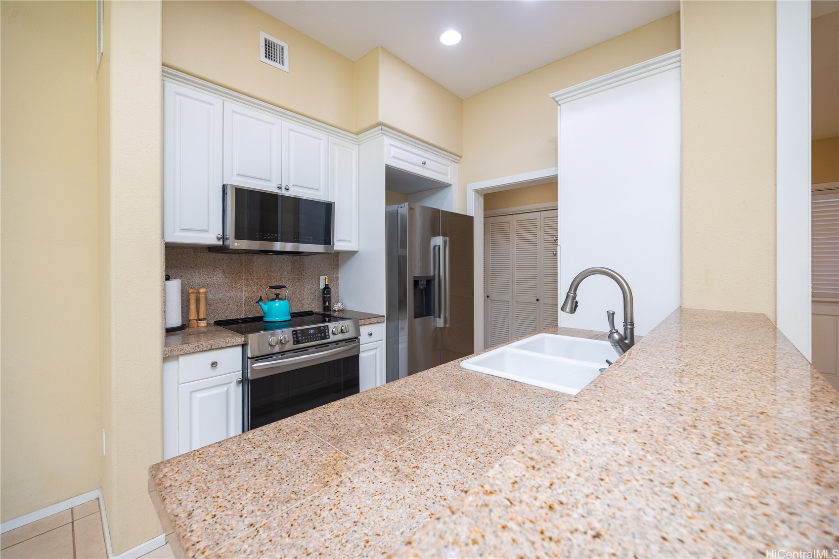 92-1218 Olani Street 74-2
