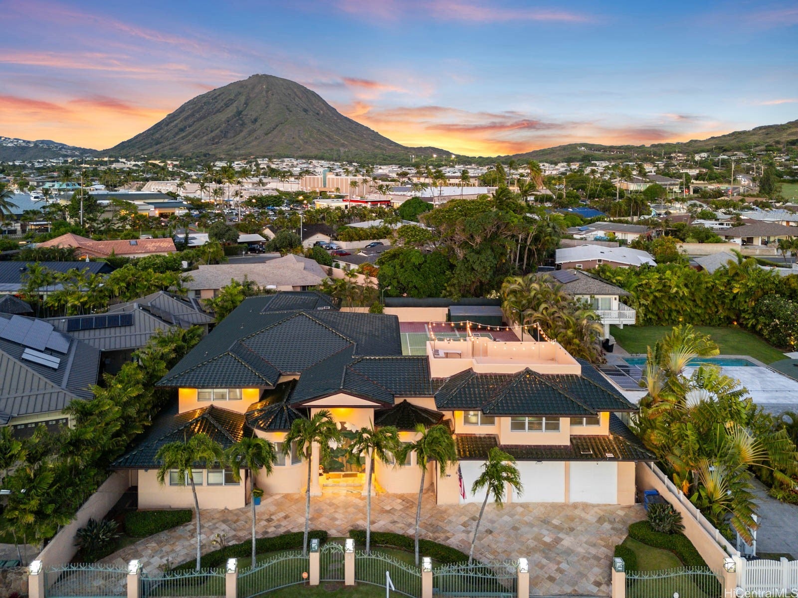282 Portlock Road