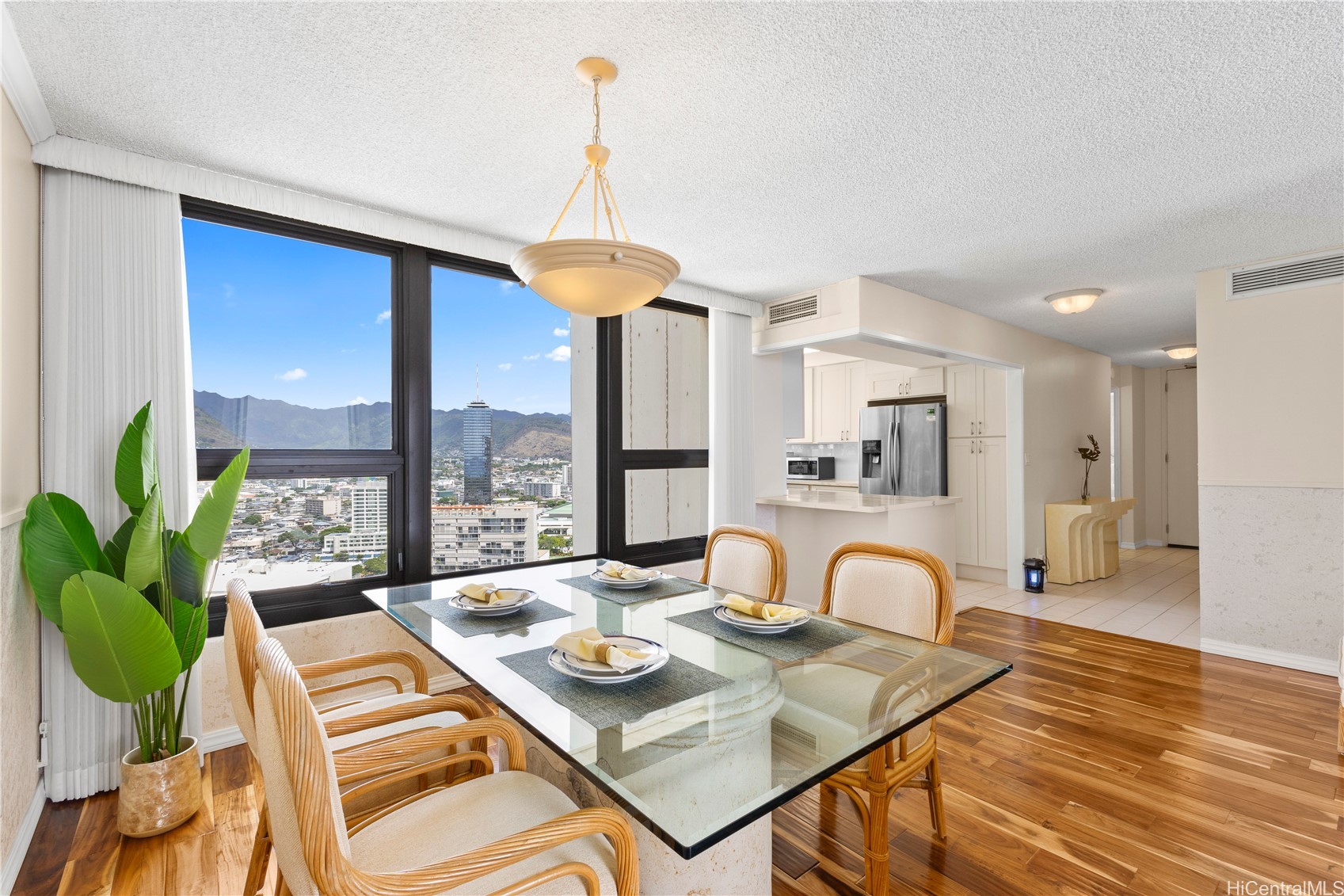 1650 Ala Moana Boulevard 2801