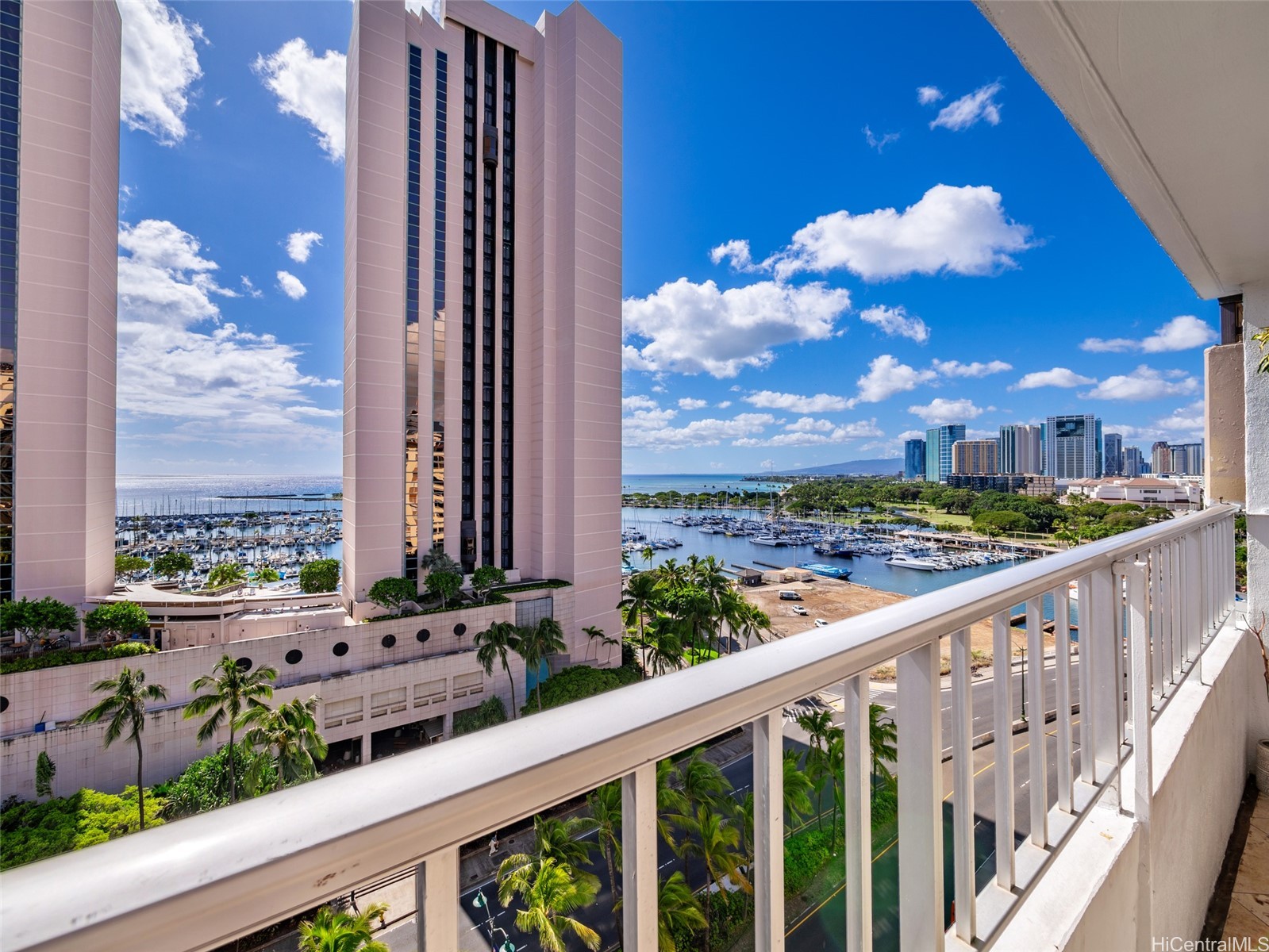 1690 Ala Moana Boulevard 1401