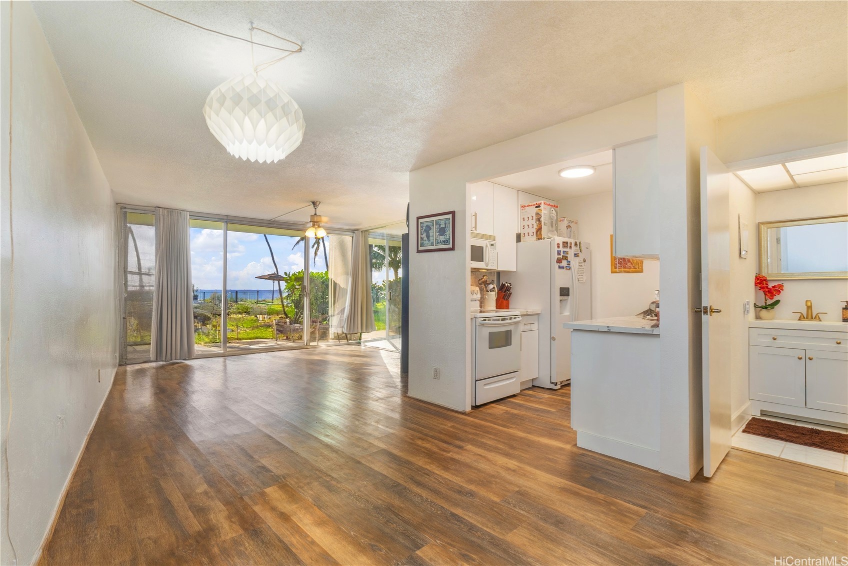 87-561 Farrington Highway 109