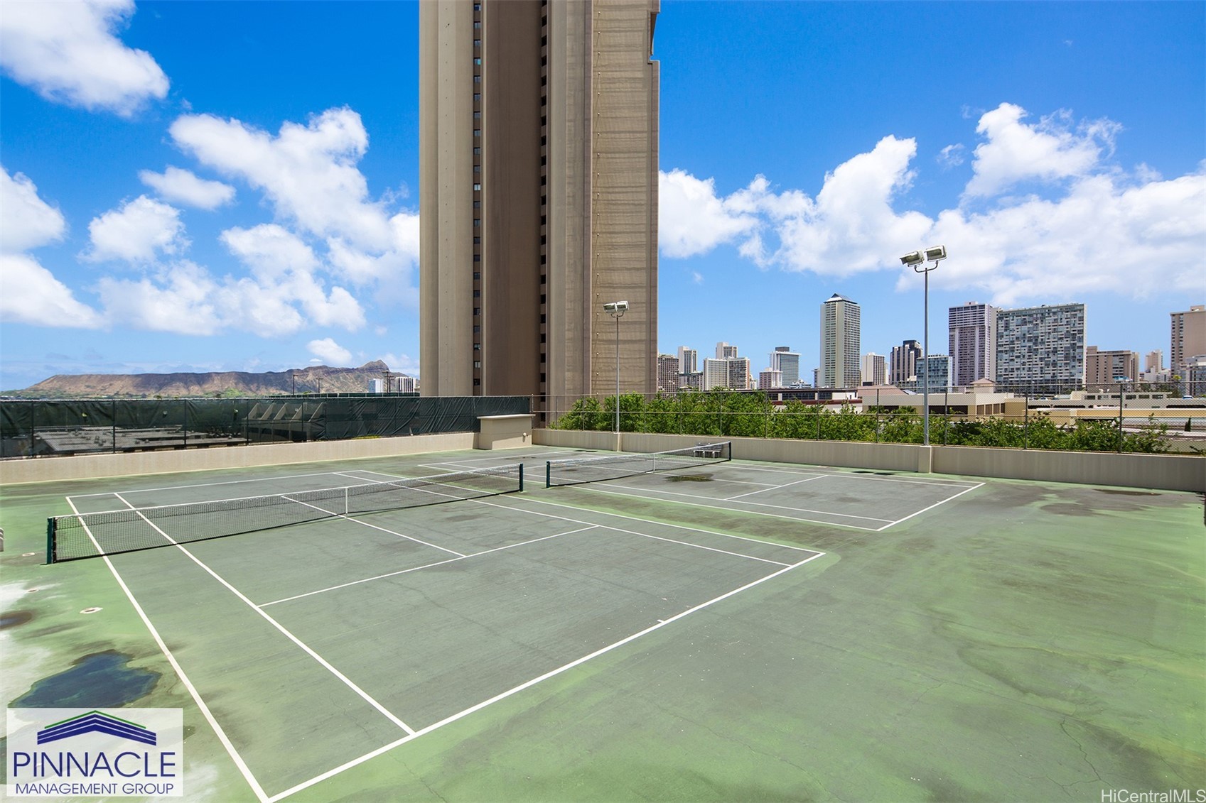 Iolani Court Plaza Residential Lease
