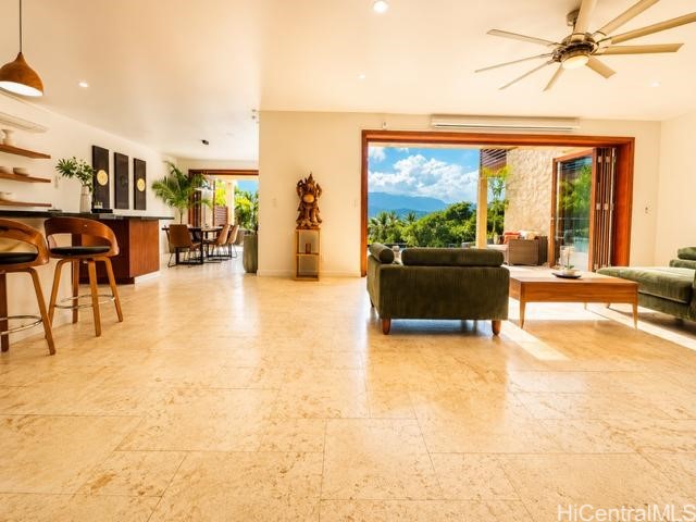 47-079 Lihikai Drive