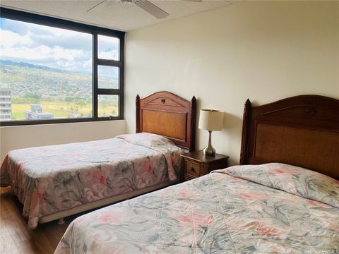 201 Ohua Avenue 1703-T2 Honolulu HI 96815