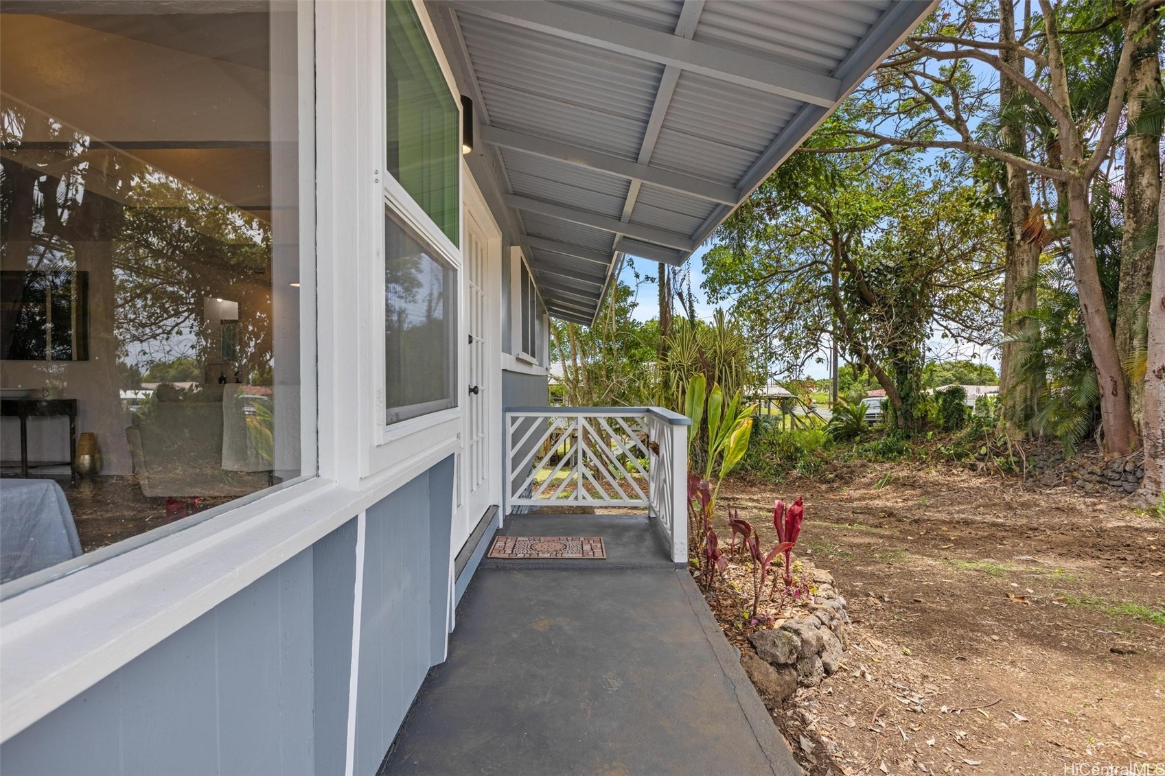 446 Ainaola Drive