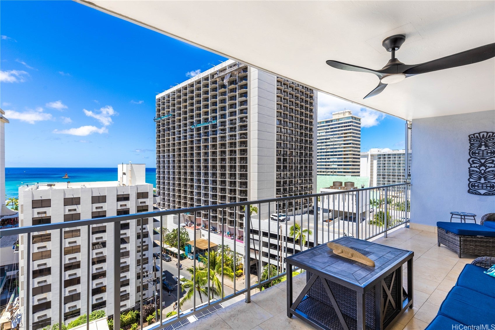 155 Paoakalani Avenue PH2