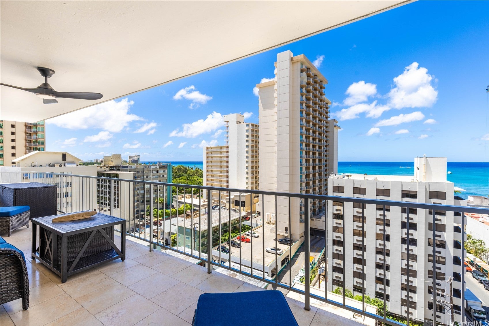 155 Paoakalani Avenue PH2