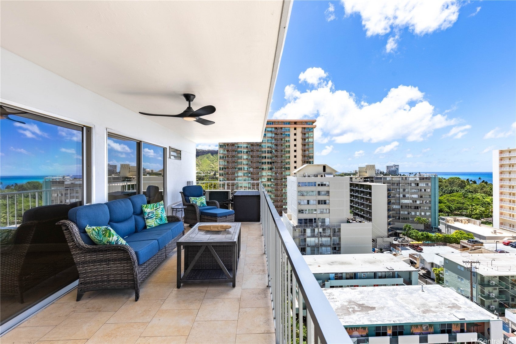 155 Paoakalani Avenue PH2
