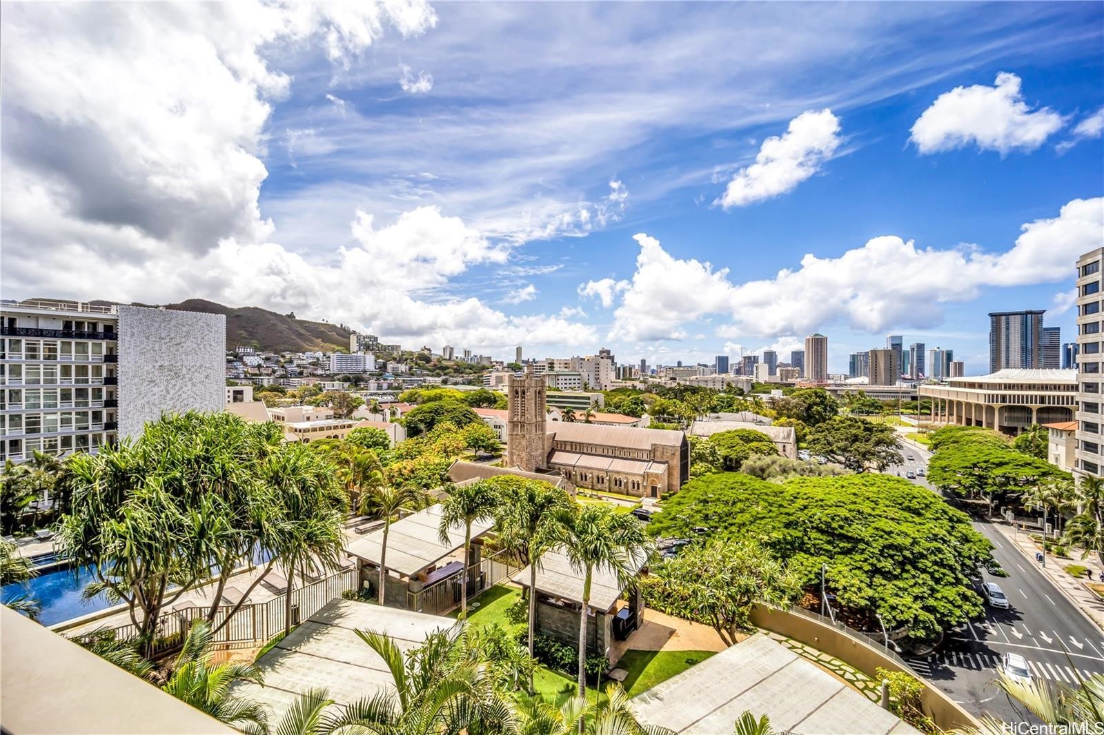 1200 Queen Emma Street 812