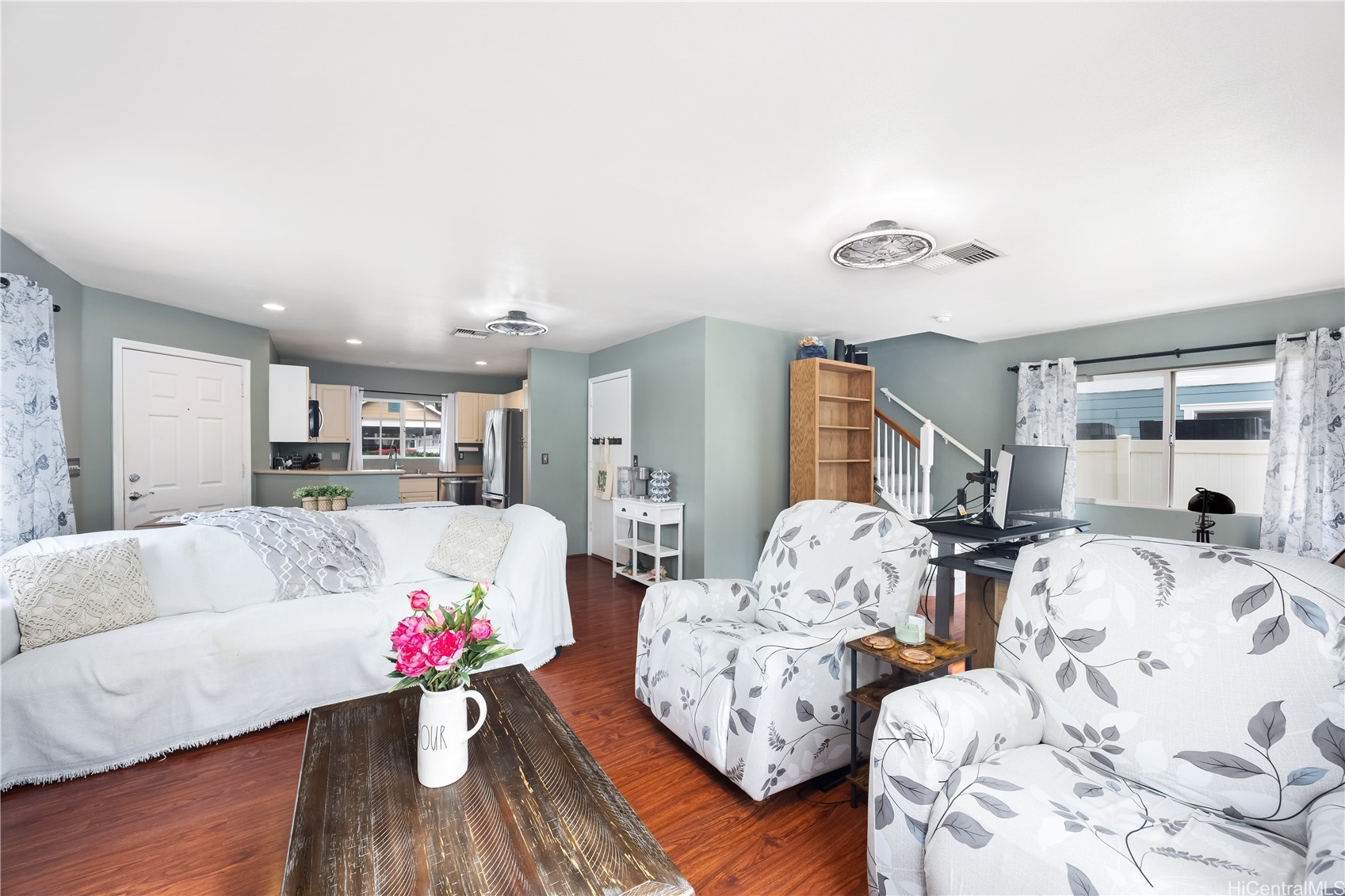 87-1980 Pakeke Street J