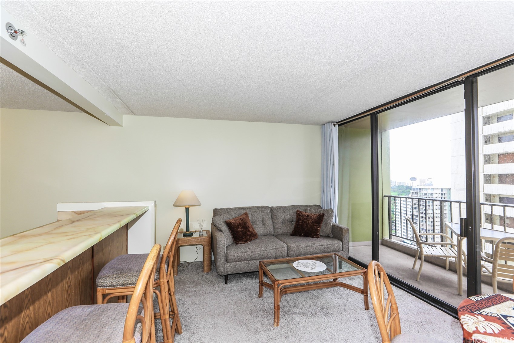 229 Paoakalani Avenue 2206