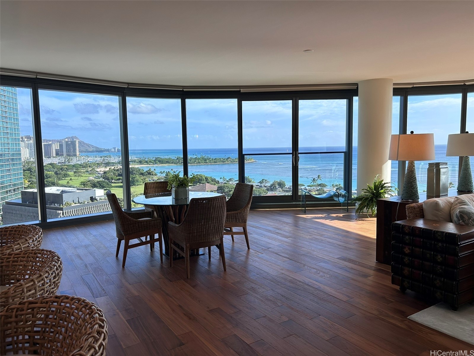 1108 Auahi Street 1400