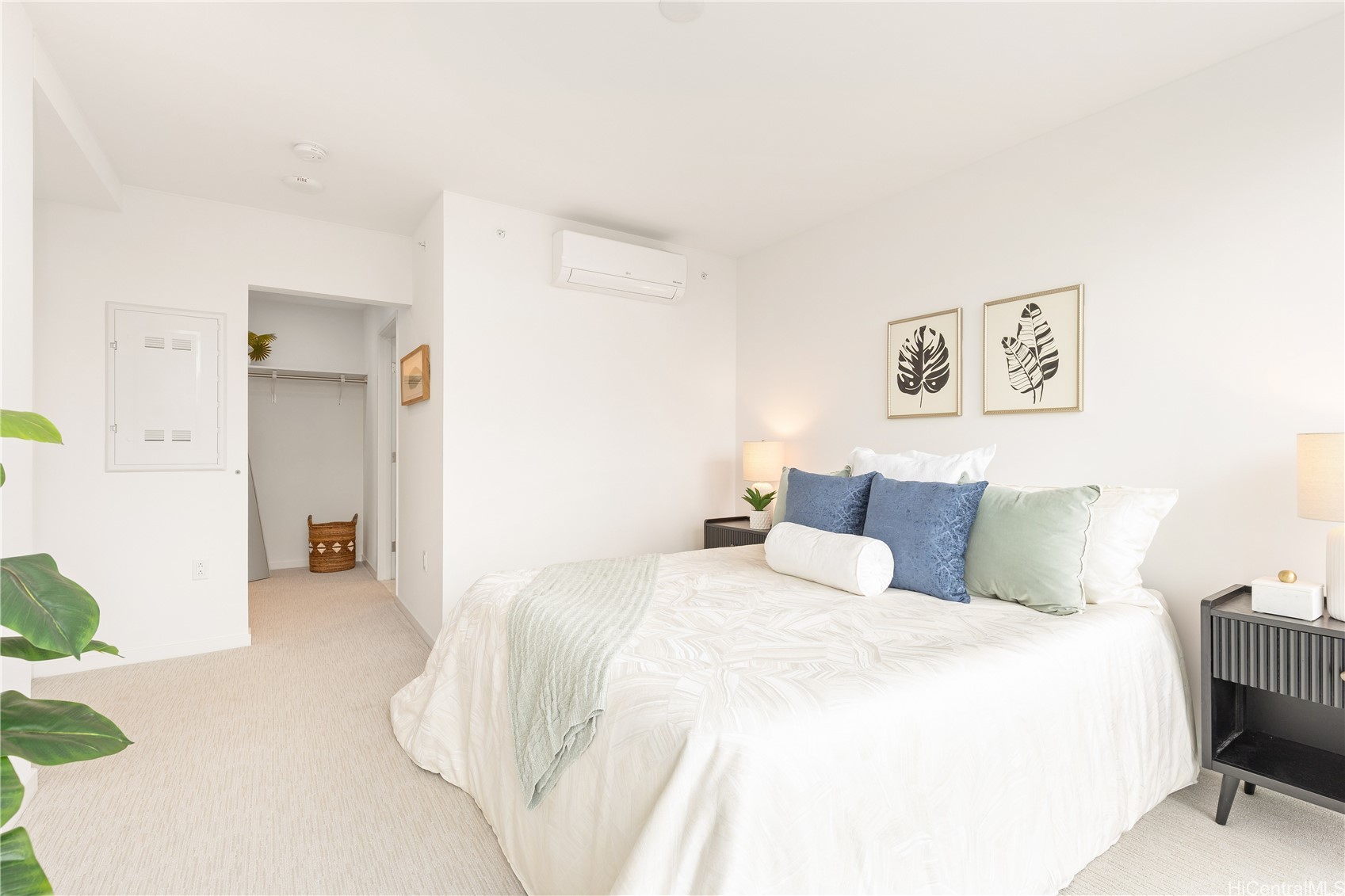 1500 Rycroft Street 2412R