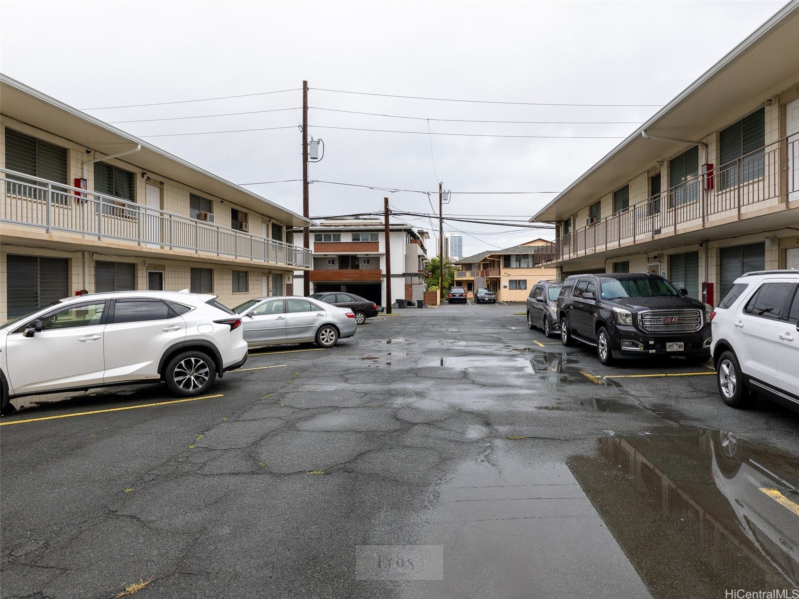 909 Wiliwili Street