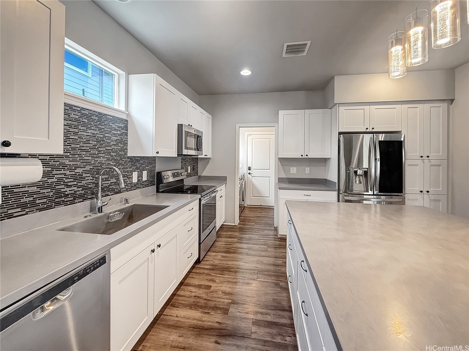 91-1104 Hokua Street