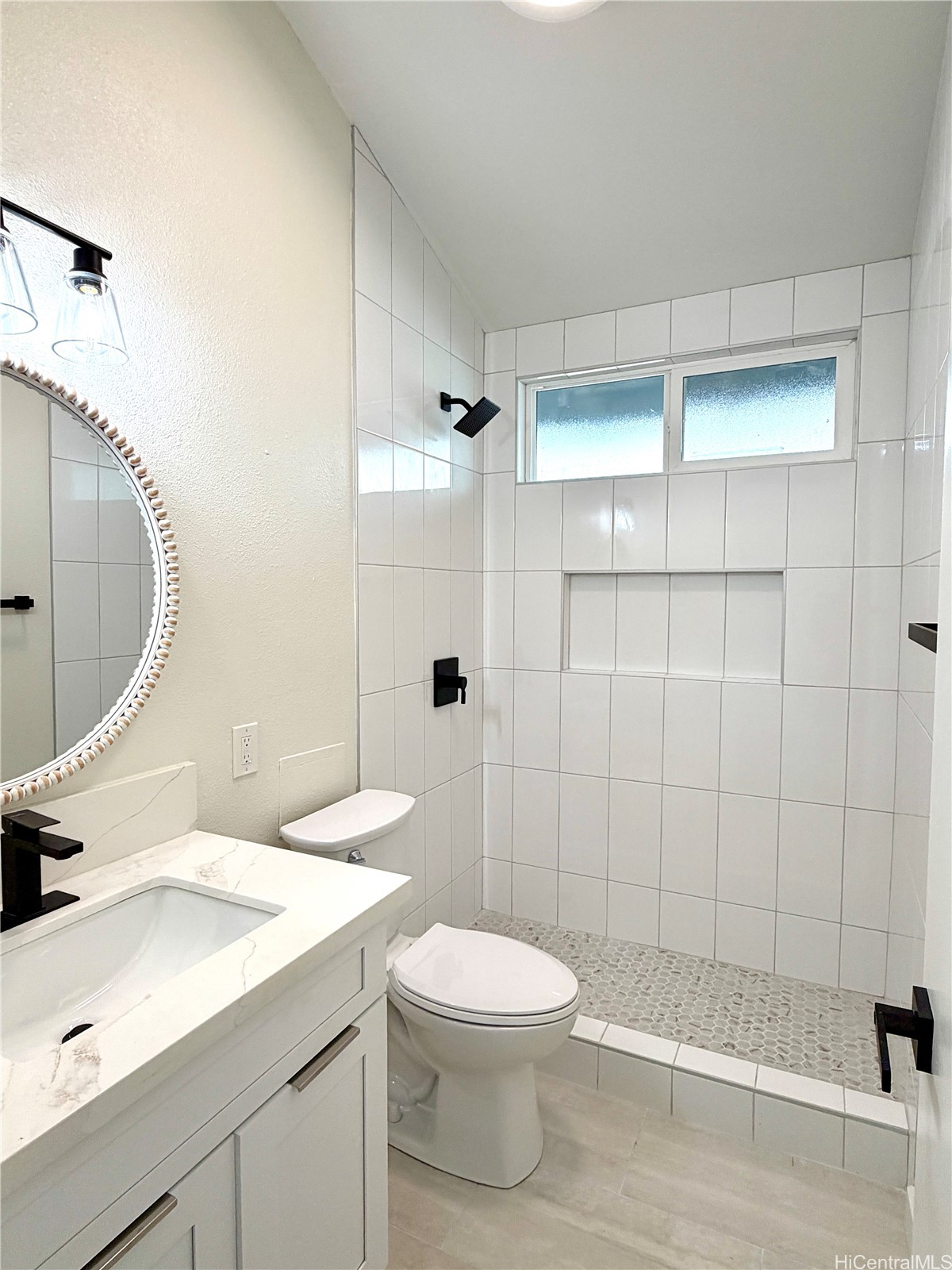 95-595 Naholoholo Street