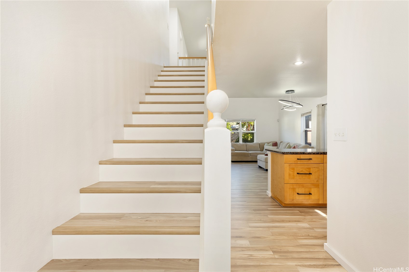 86-904 Pokaikuahiwi Place