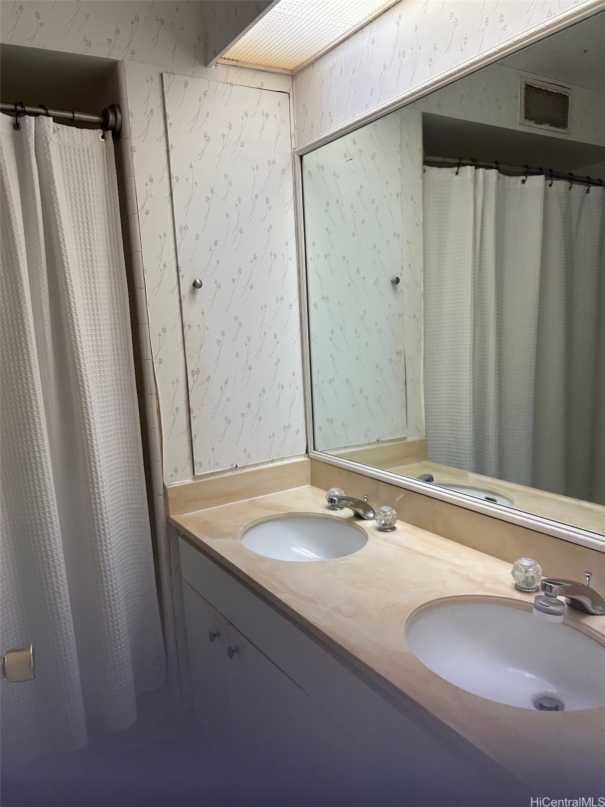 6770 Hawaii Kai Drive 506