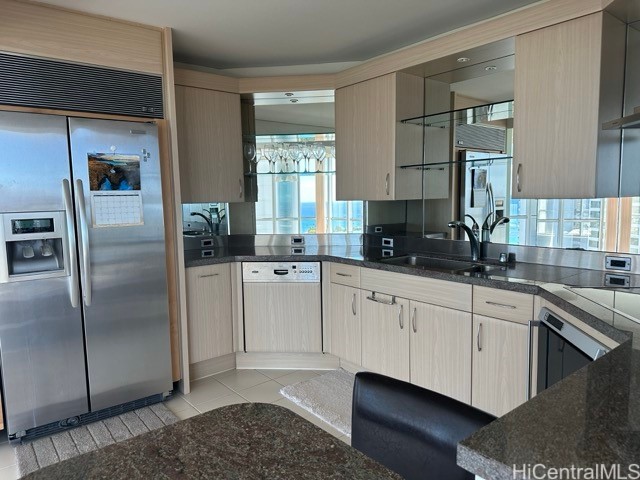 88 Piikoi Street 2709