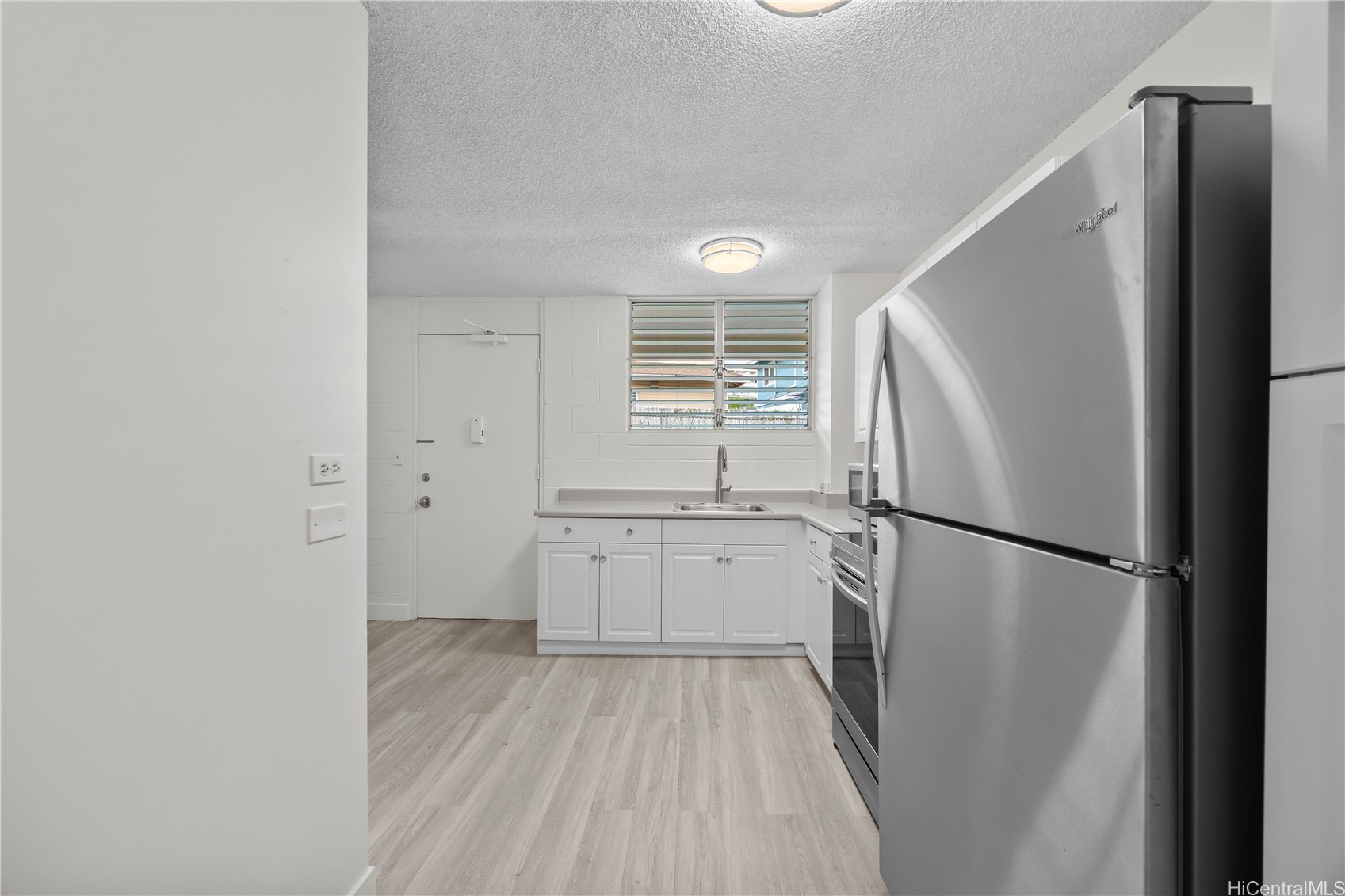 1401 Lusitana Street 303
