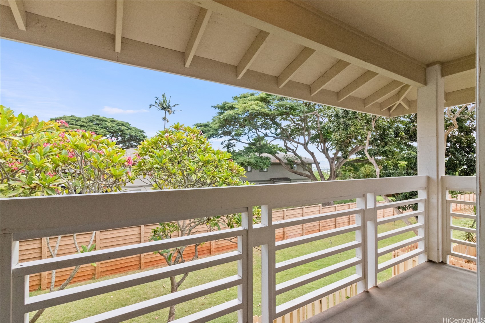 Kulana Knolls 1 Condominium