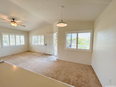 92-1459 Aliinui Drive 24A Kapolei HI 96707