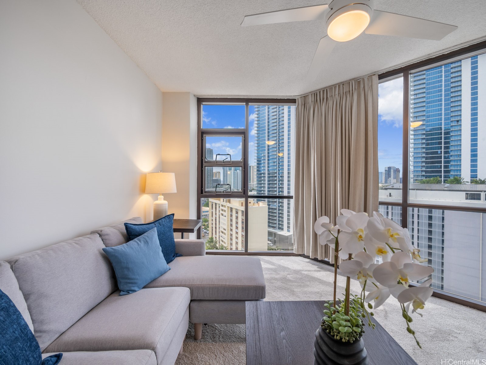 930 Kaheka Street 1802