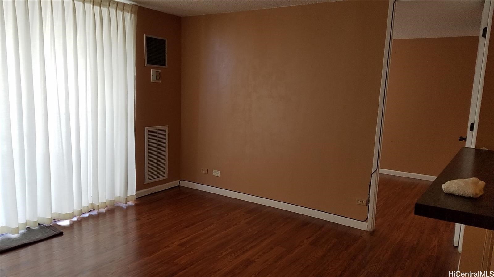 1925 Kalakaua Avenue 703