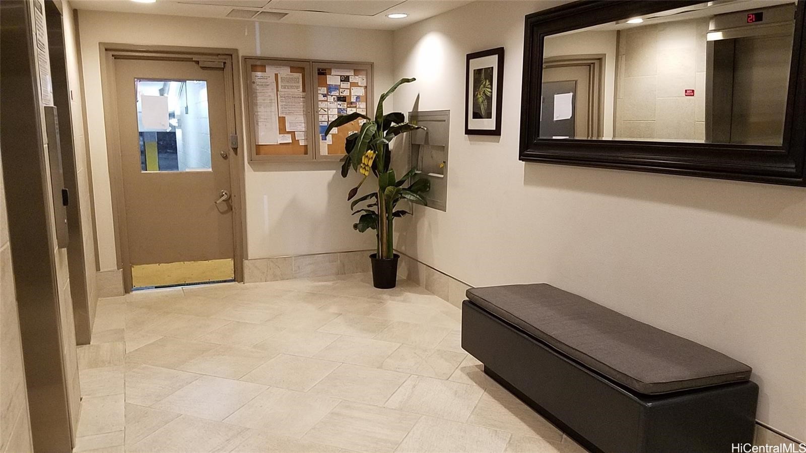 1925 Kalakaua Avenue 703