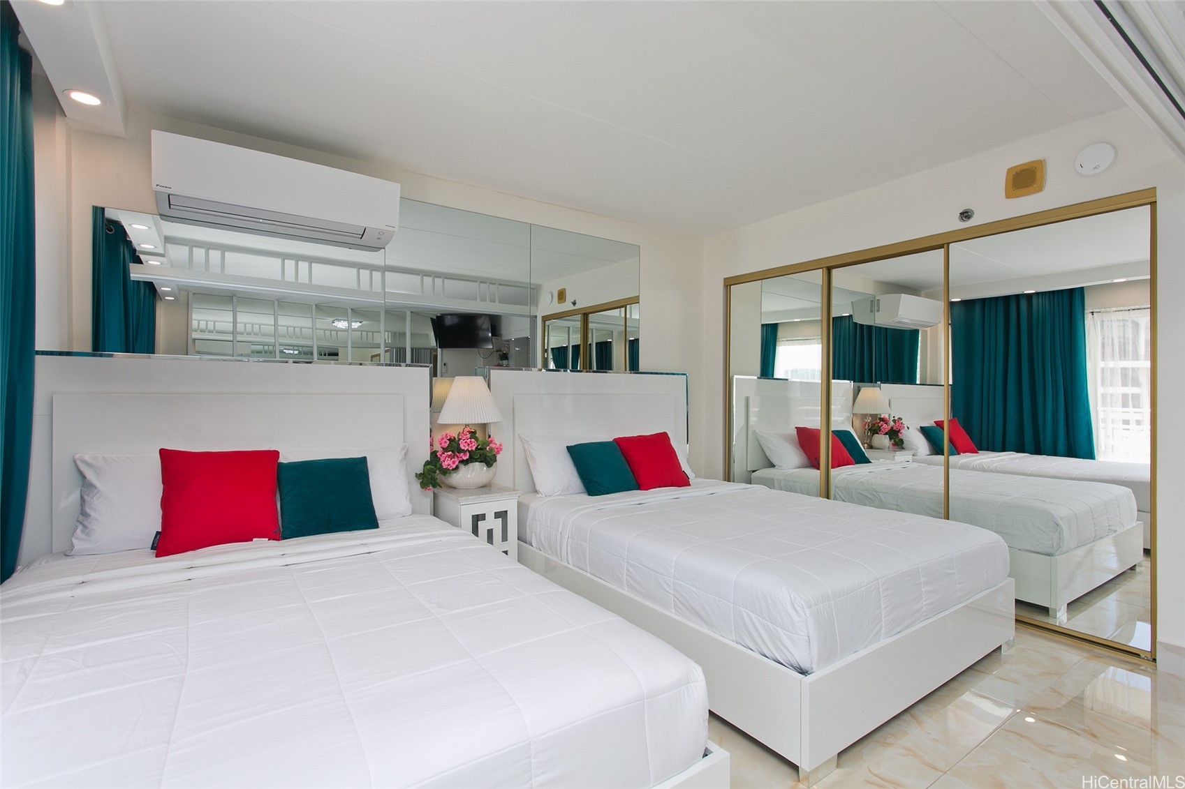 1777 Ala Moana Boulevard 2142