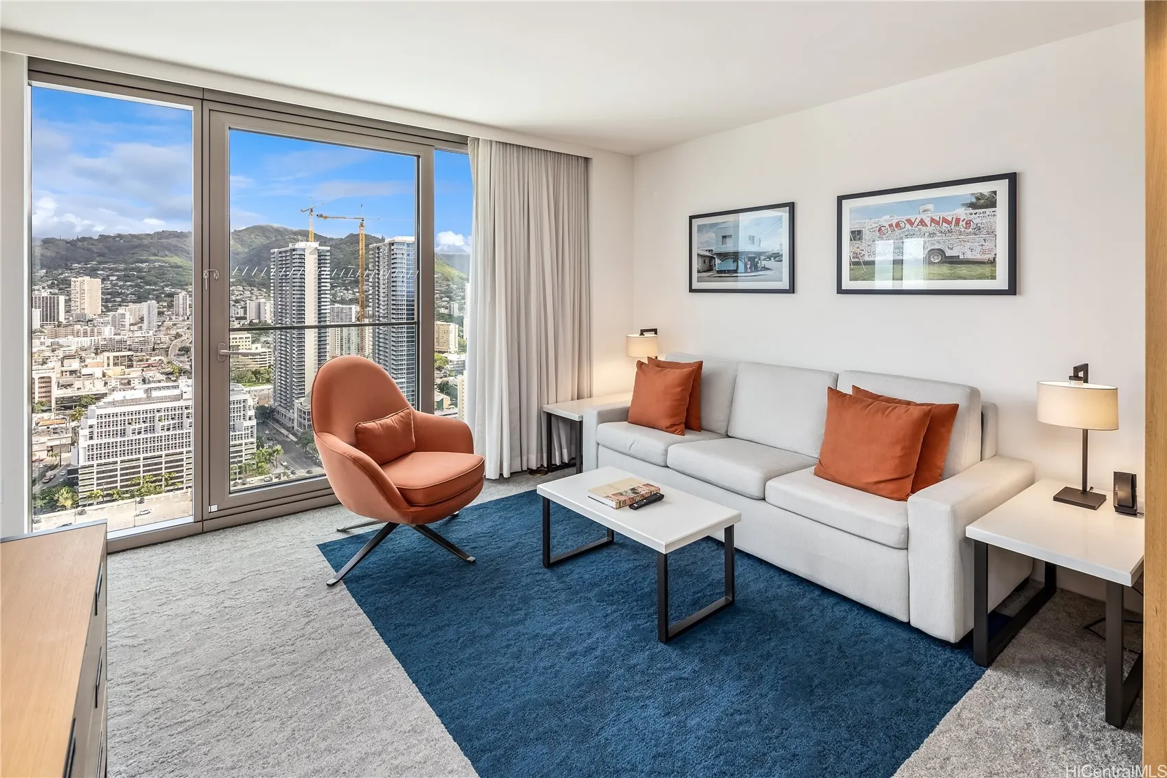 Honolulu, Hawaii 96814, United States, 1 Bedroom Bedrooms, ,1 BathroomBathrooms,Residential,Active,2207