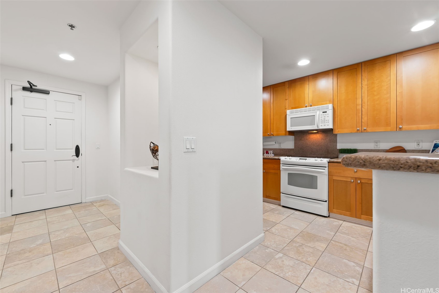 520 Lunalilo Home Road 8203