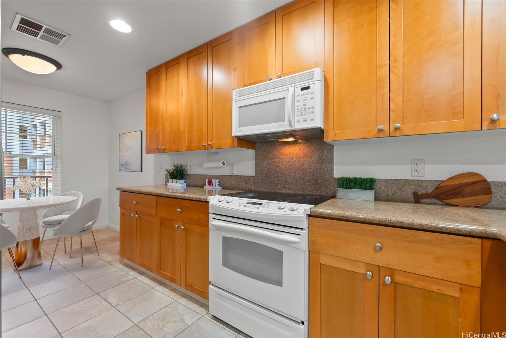 520 Lunalilo Home Road 8203