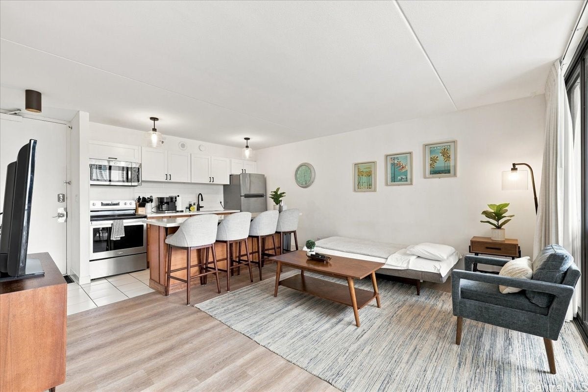 201 Ohua Avenue 1510-T2