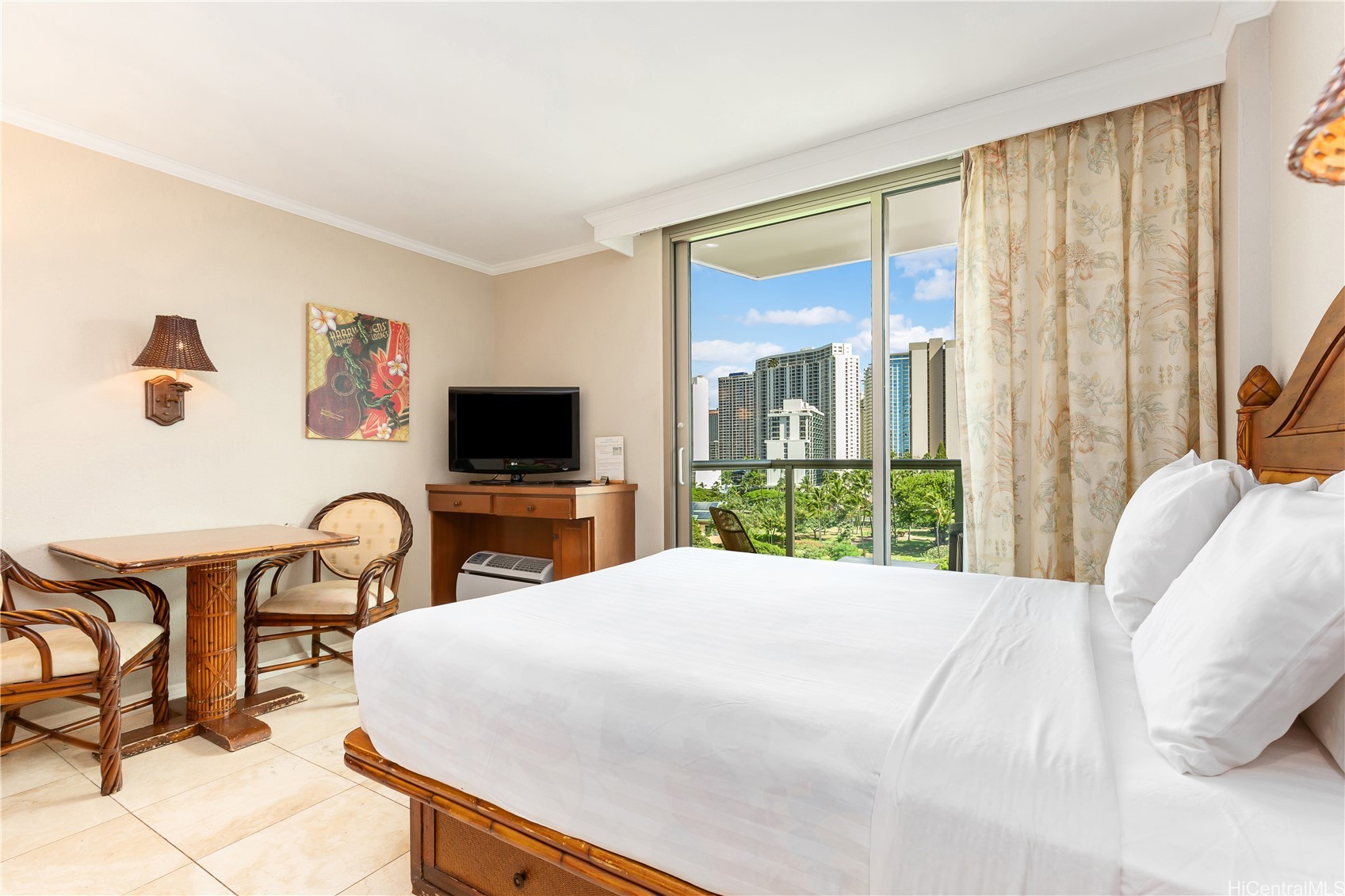 2045 Kalakaua Avenue 604
