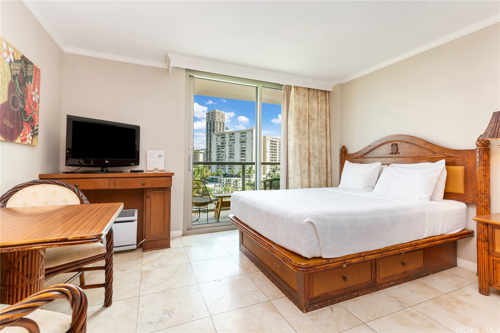 2045 Kalakaua Avenue 604