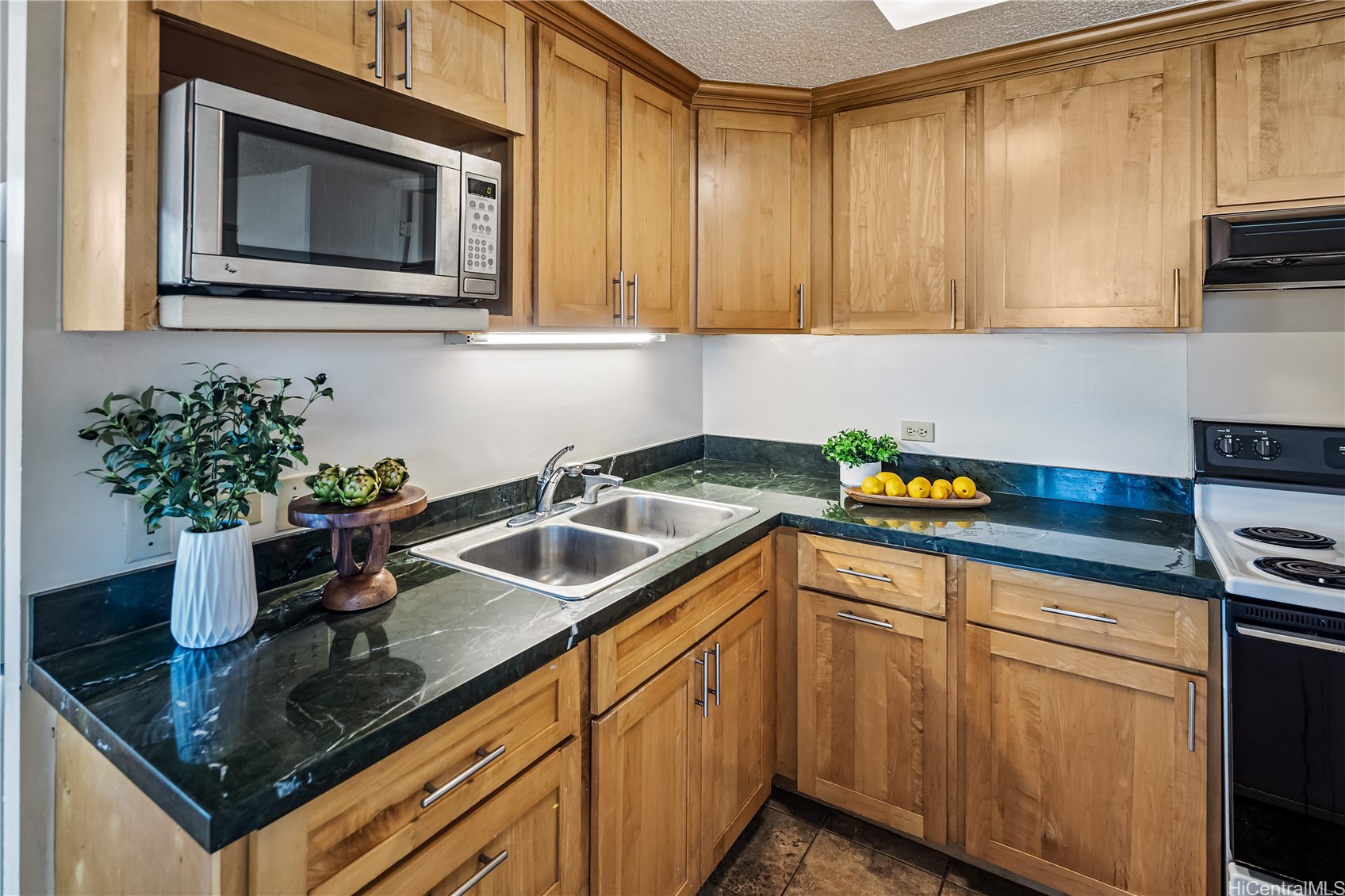 98-288 Kaonohi Street 3901
