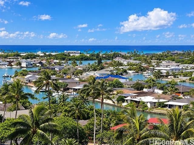 521 Hahaione Street 2/9L