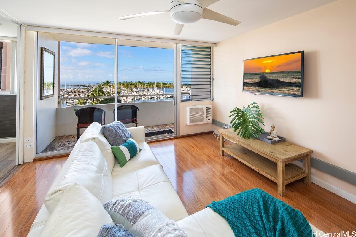 Harbor View Plaza Residential Lease