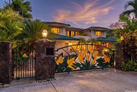Photo of 5599 Kalanianaole Highway, Honolulu, HI 96821 (MLS # 202614361)