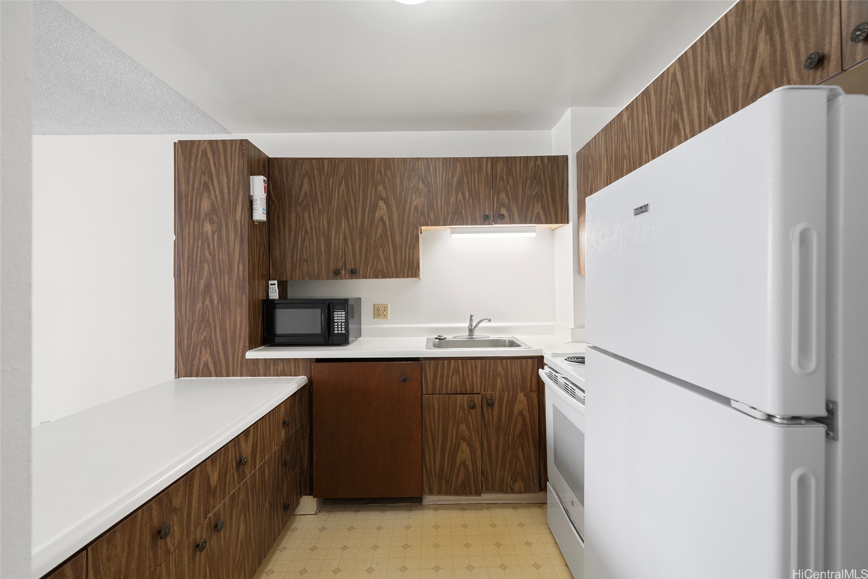 55 S Kukui Street D2007