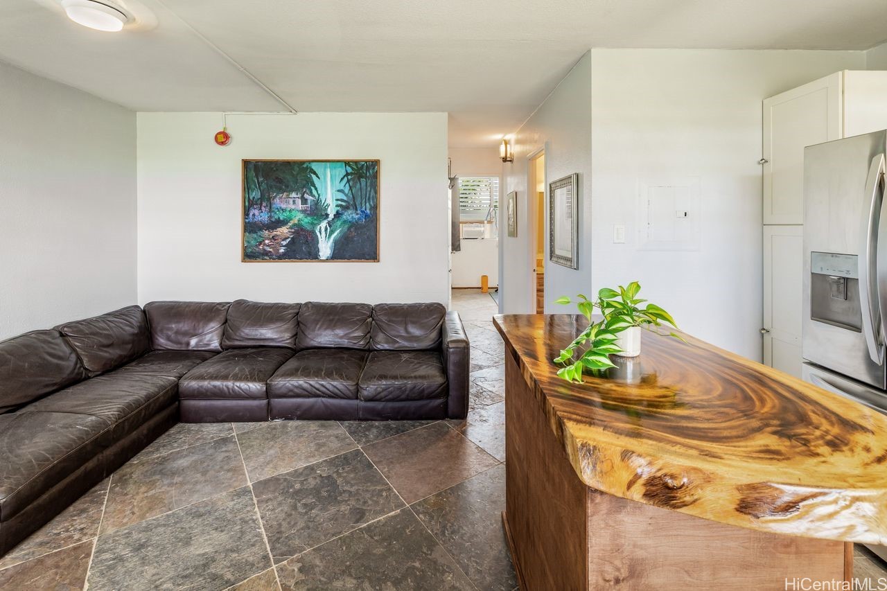 68-051 Akule Street 302