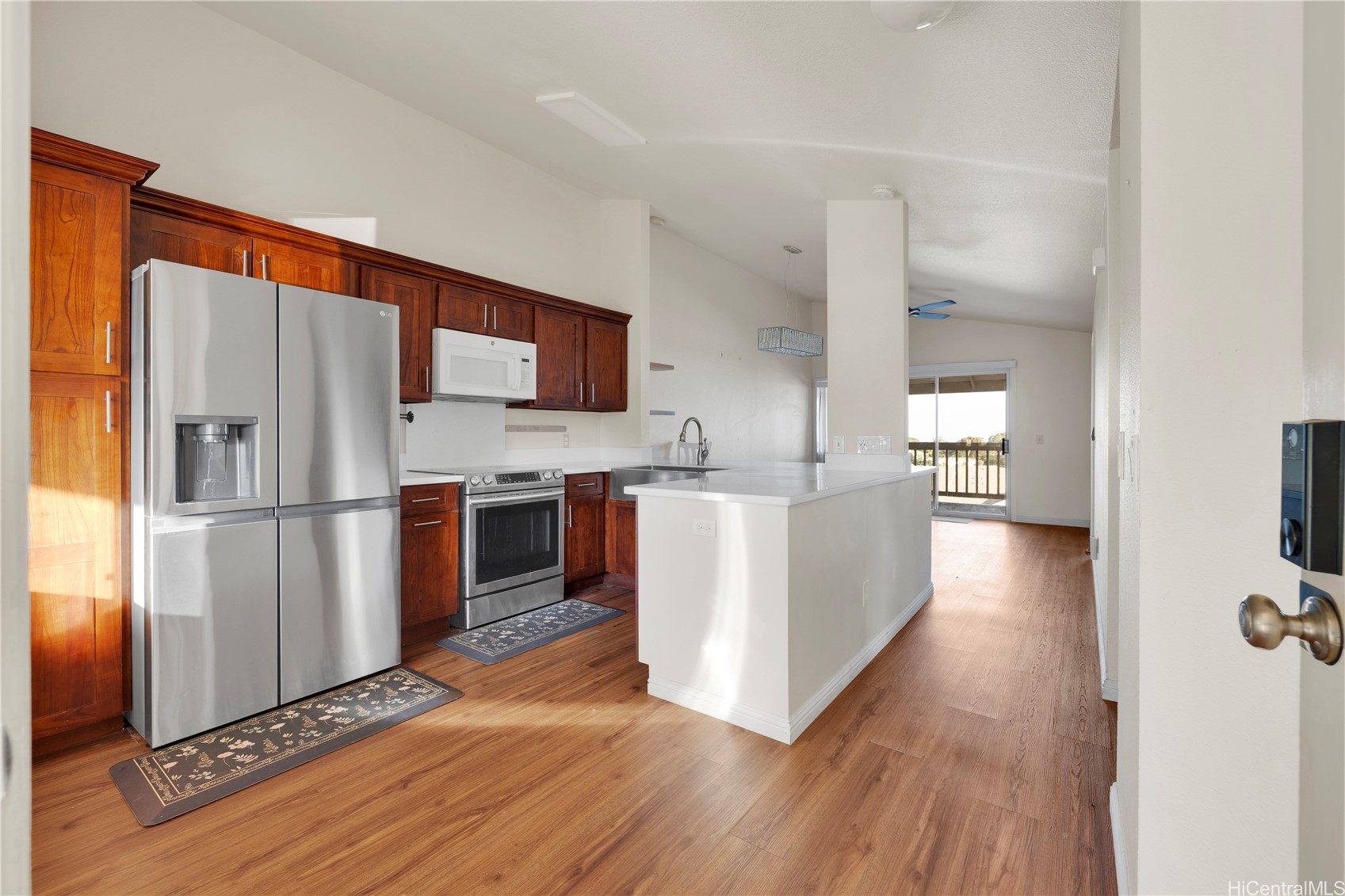 92-1212 Palahia Street W202